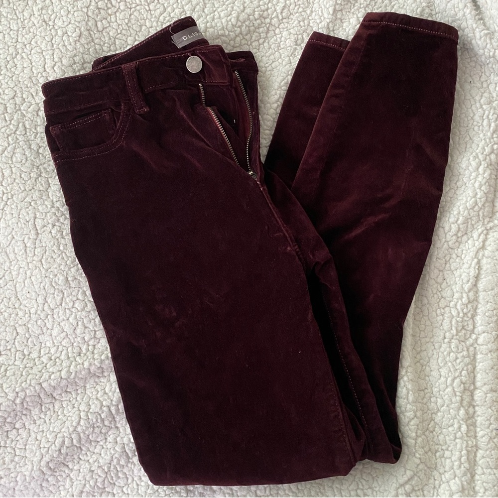 DL1961 Velvet Burgundy Jeans | Size 28